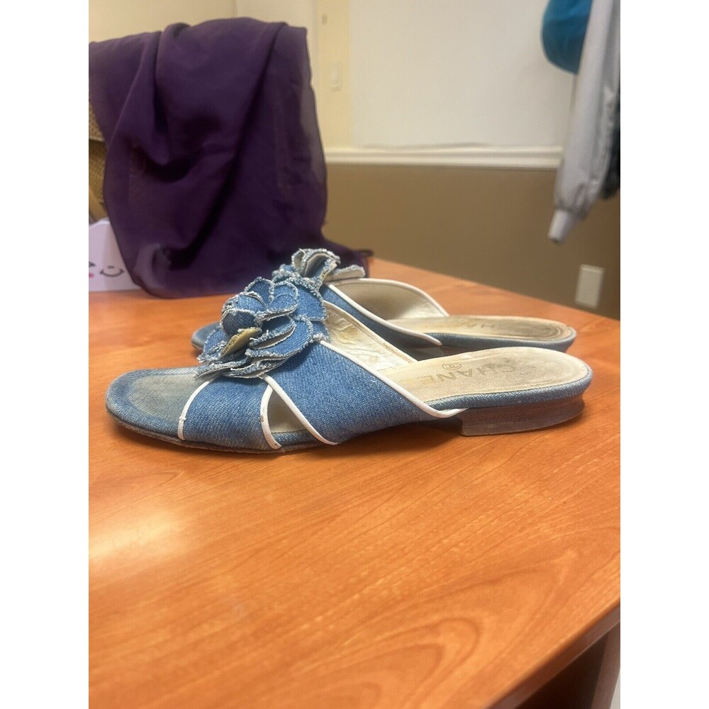 Chanel Blue Denim Camellia Flower Slip On Sandals‎ Womens 35.5 EUR Size 5  US